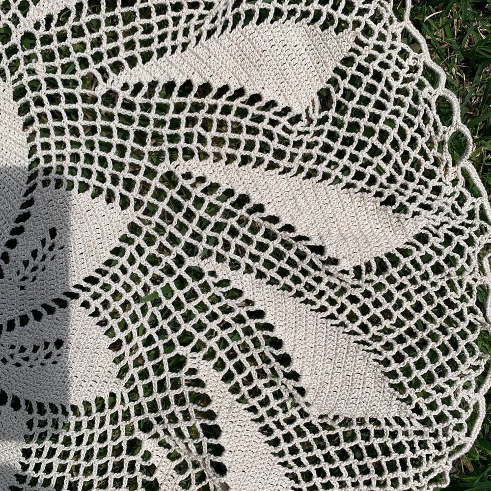 Doily - Picture 4 of 5
